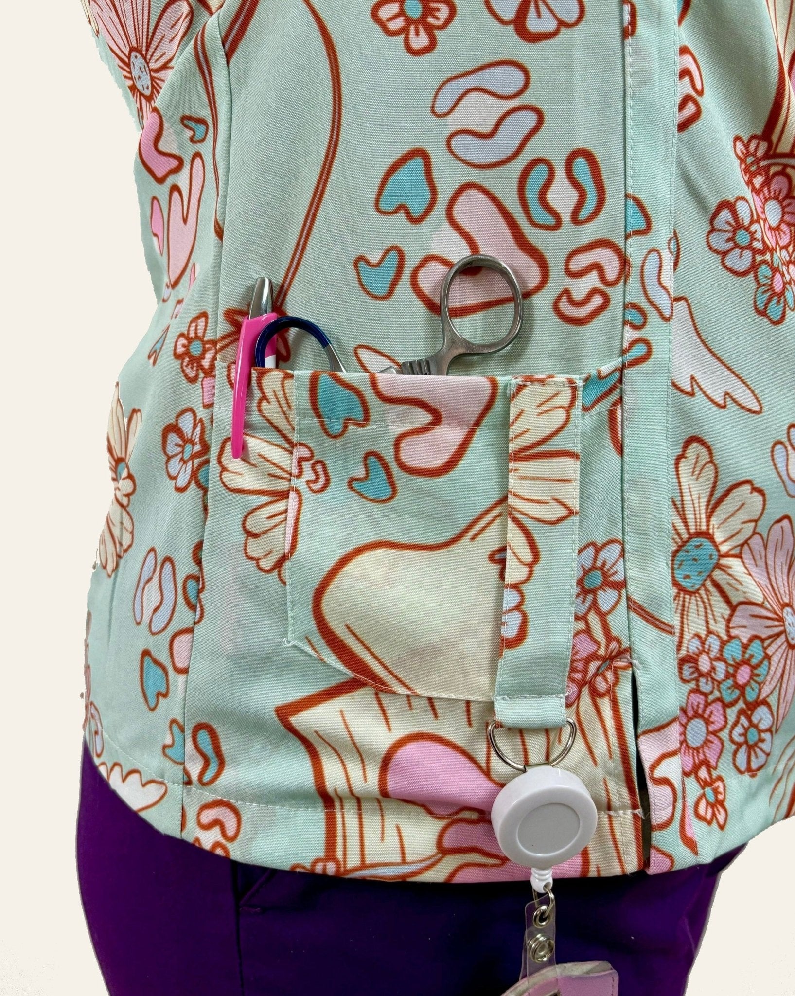 Sonobabe scrub top