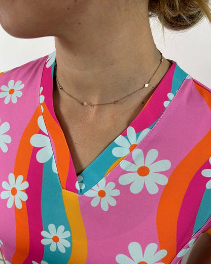 Malibugroove scrub top